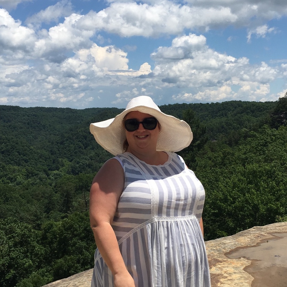 Meet your Posher, Barbi